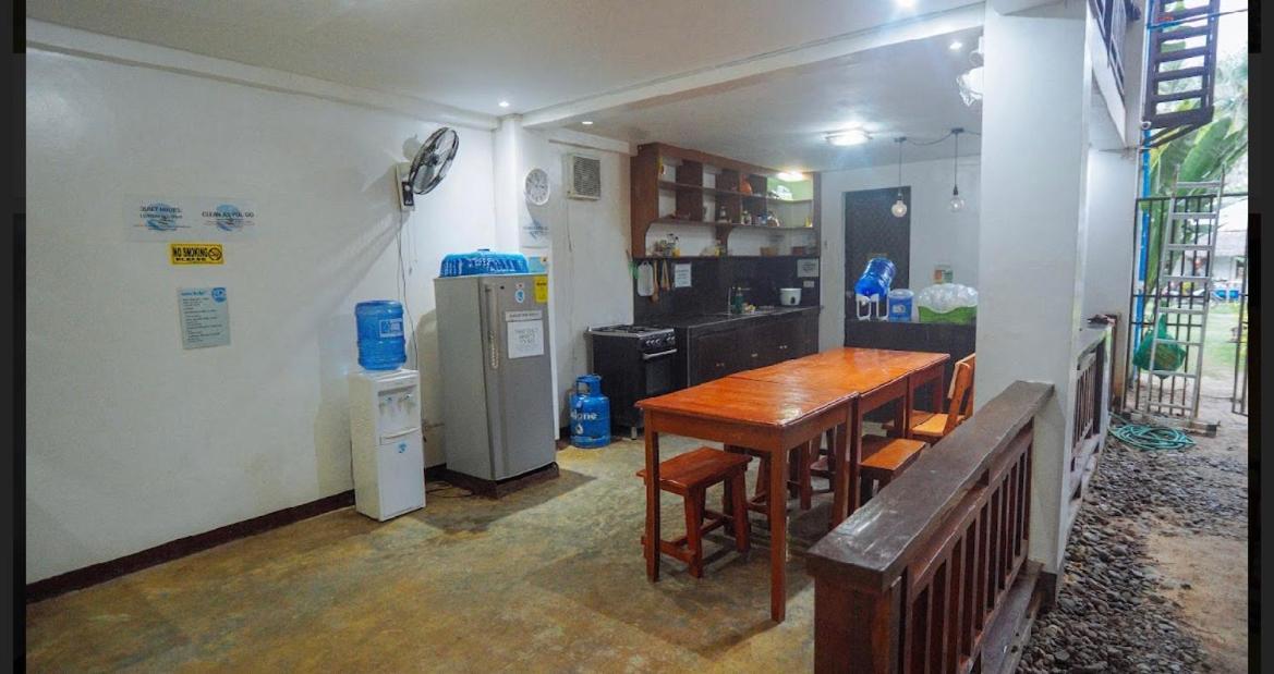 Tres Islas Hostel General Luna  Zewnętrze zdjęcie