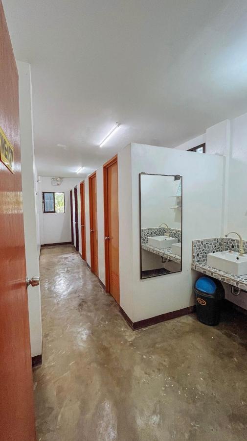 Tres Islas Hostel General Luna  Zewnętrze zdjęcie