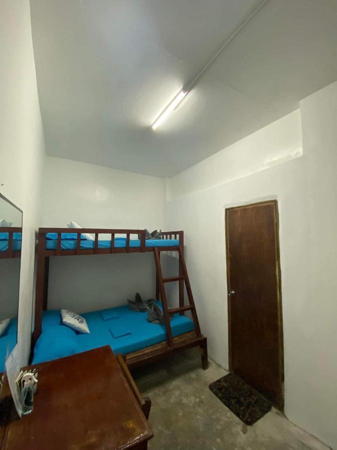 Tres Islas Hostel General Luna  Zewnętrze zdjęcie
